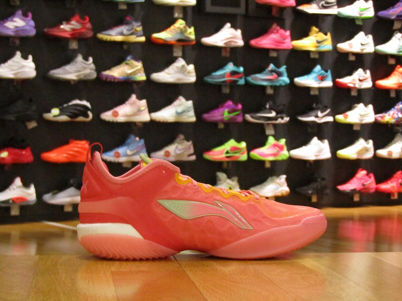 GALLERY2SHIBUYA's tweet photo. 【新作入荷】
Li-Ning YUSHUAI 19 V2
https://t.co/w2iXrfYW62
#ギャラリー2 #gallery2 #バスケットボール #kicks #liningbasketball #airjordan #nba #dwaynewade https://t.co/ERNzgdgtFA