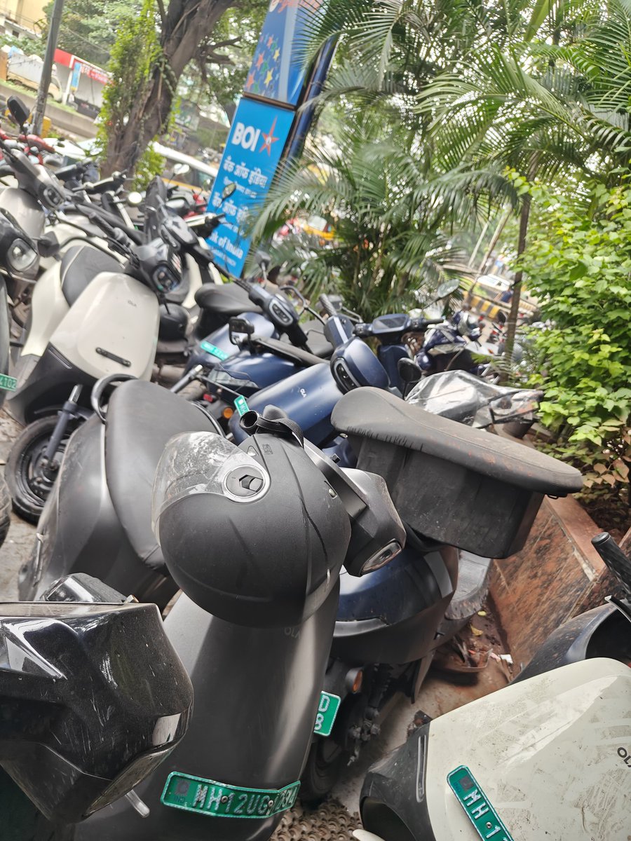rajesh0802's tweet photo. @OlaElectric what a service.... Everyone  customer repenting buying this scooter https://t.co/wVhcfym3SB