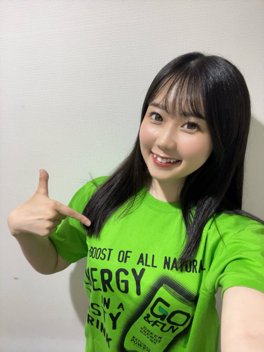 suzuno_yakumo's tweet image. 午後も #楽しく行こうぜッ (๑•̀ㅂ•́)و✧ｸﾞｯ💚
鮮やかなグリーンが可愛いGO&amp;amp;FUNウェア🇮🇹

#GOandFUN #GOFUN
#レースクイーン
#レースアンバサダー
#ZENKAIRACING 
#GRACETRACK