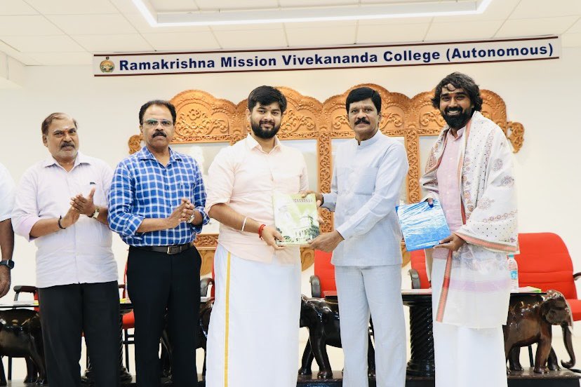 Ambi Moorthy tweet media