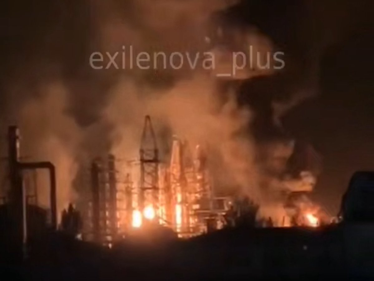 🔥Both Kuybyshevskiy and Afipsky oil refineries were targeted tonight by the same unit — <a href="/14reg_army/">14th UAS Regiment / 1st Separate UAS Center</a>. 

🫂Give them a follow for their work.