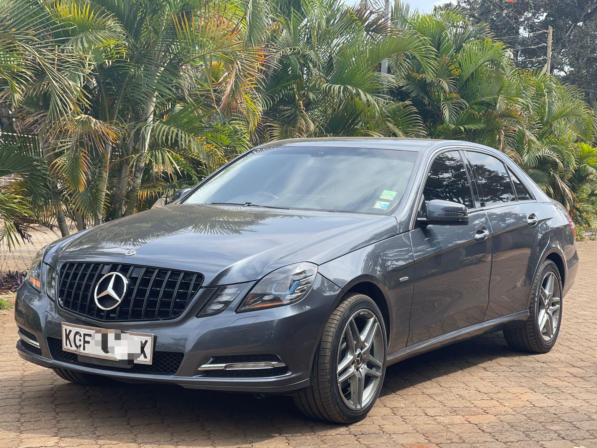 MagdalineMikel2's tweet photo. 🔥 Luxury Cars for sale in Kenya 🔥

✅2010 Mercedes Benz E-250
✅1800cc Petrol Turbo ( with the fuel efficiency badge) 
✅Clean Beige interior. 
✅well maintained unit .
✅ Documents Readily available. 

☎️For more information, Contact us on 0114684600. ( MAGDALENE ) https://t.co/RFY67FIA0O