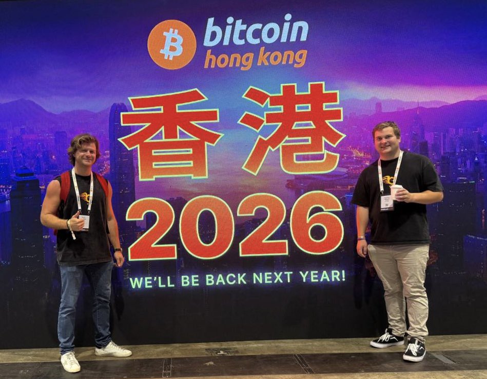 DavidThaDegen's tweet image. Day 1 @BitcoinConfAsia always reppin @bcgame #untamed baby 
@GenzioCo