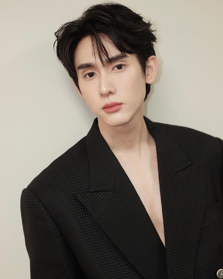 Starlight2024_'s tweet photo. 🥳JUST IN:Book Kasidet is officially nominated for 2025 The Most Shining Star in Thailand!

Let’s make this victory happen together!

🔗Vote now: https://t.co/8OW1fmkbjh  

⏰Ends Aug 29, 8 PM (BKK Time)  

@kasibook @bookfamily_ 
#kasibook #ชาวบรรณา #ForceBook
#STARLIGHTAWARDS https://t.co/MV9QydKxVP