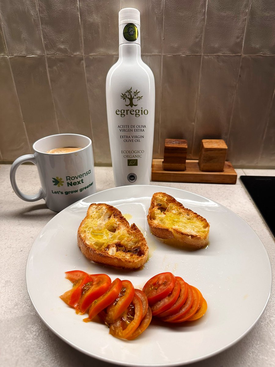 🌿Empezando bien el día con este riquísimo AOVE ecológico marca <a href="/egregioextra/">Egregio Extra Virgin Olive Oil</a>. 

¡Gracias por este regalazo!