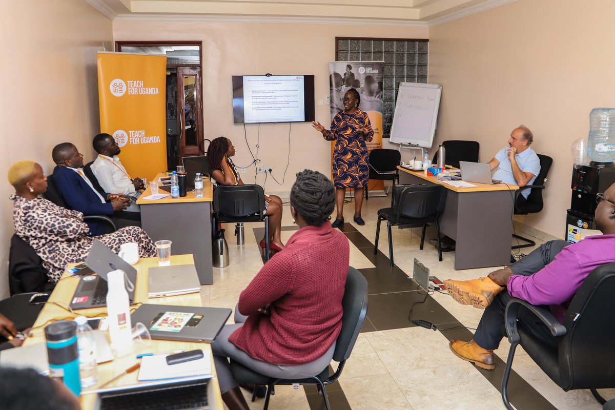 TEACH4UG's tweet image. Yesterday marked Day One of our leadership workshop, which brought together department managers at Teach For Uganda to explore what it truly means to lead with reflection, awareness, agility and purpose.

Thanks to Fernando Bianchetti, Irene Oggawa, and Dr. Vonesai Chivore -…
