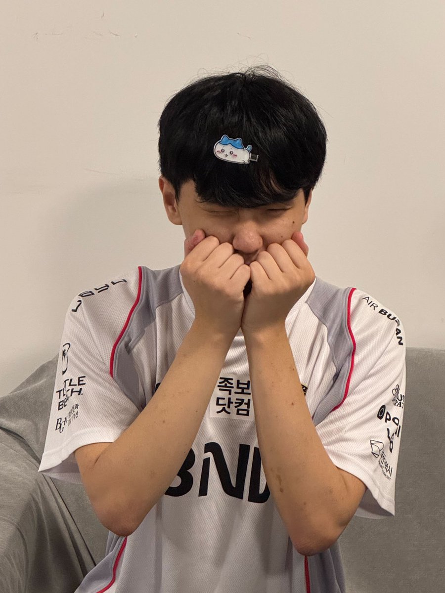 FEARXBOOTCAMP's tweet image. Yesterday’s Pose Of the Match goes to RAPTOR!📸

#BFXWIN #BOOTCAMP #WATCHPARTY #LCK