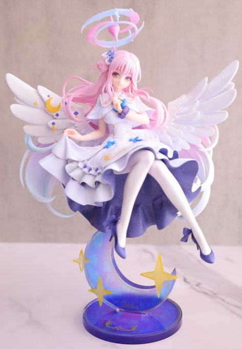 ミカ様のフィギュアがついに…ついにきました!!!!✨✨✨
あまりの神々しさに輝いて見える………🙏🙏🙏 