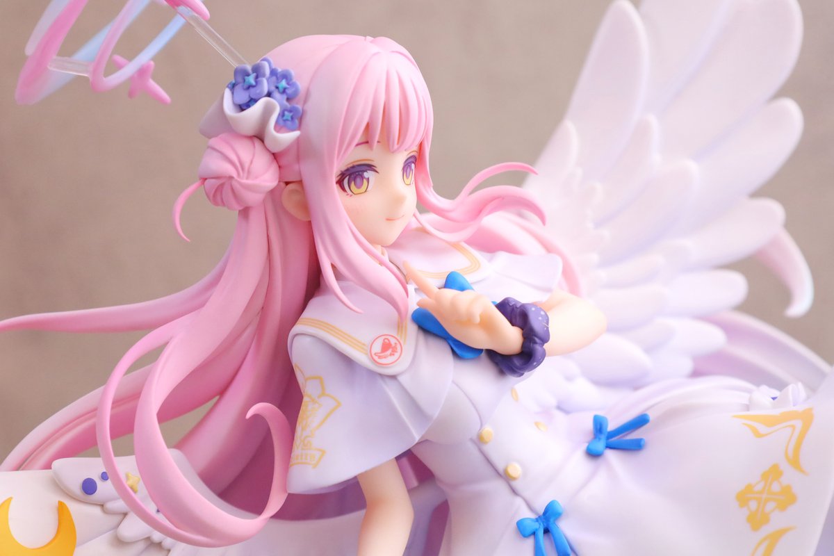 ミカ様のフィギュアがついに…ついにきました!!!!✨✨✨
あまりの神々しさに輝いて見える………🙏🙏🙏 