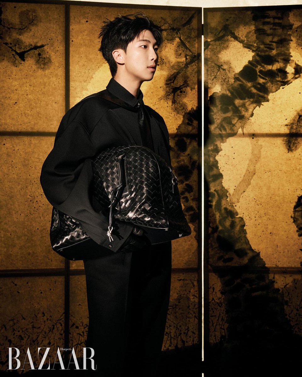 스타일리스트 김영진님 인스타 #RM 1

미공개컷위주로 가져왔어요
🔗 instagram.com/p/DN4vqpRiYM8/…

 RM X BOTTEGA VENETA #RMxBottegaVeneta  #RMxBazaarKorea