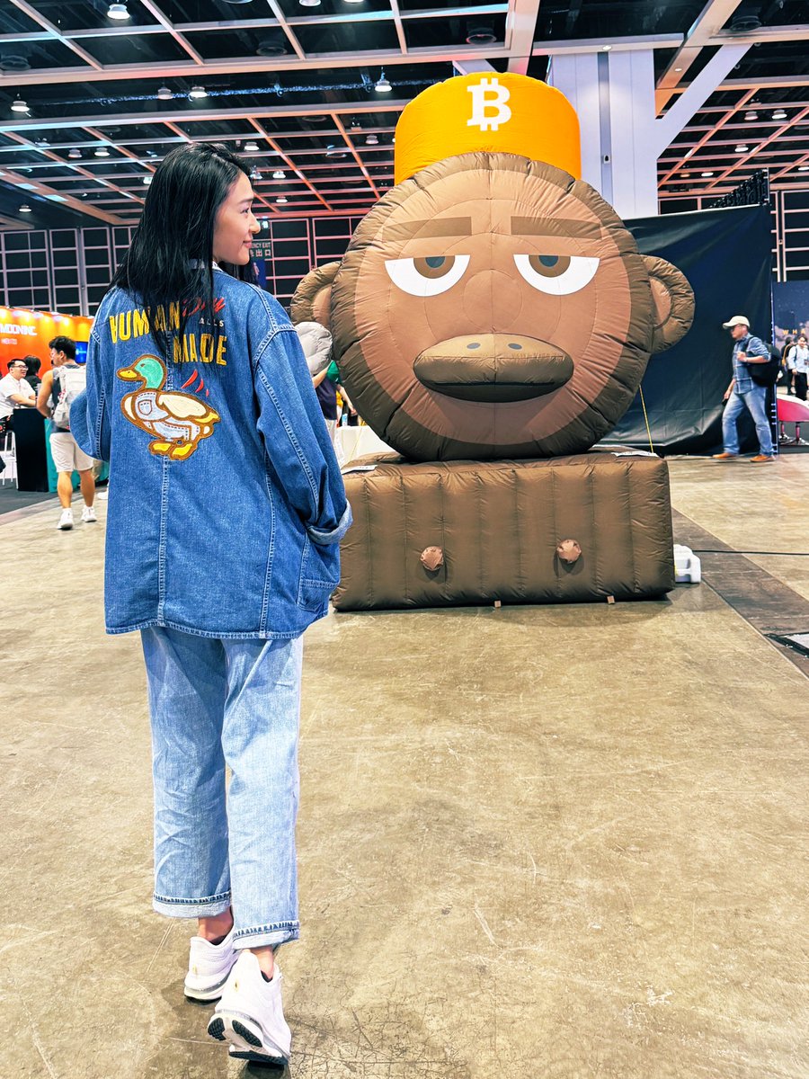 Remarkablebee tweet media