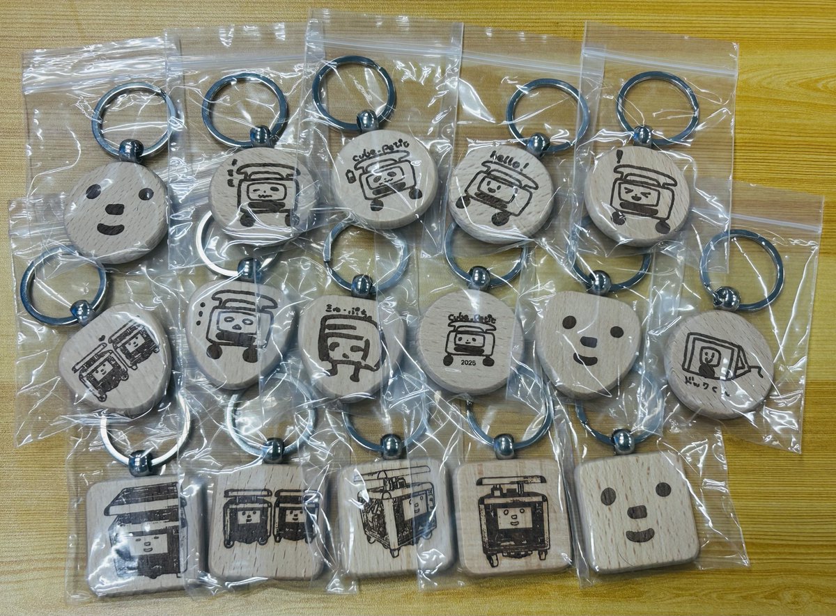 Cube_petit_2022's tweet image. 当日会話デモを体験し、アンケートにお答えいただいた方に、オリジナルグッズを無料配布します。体験の際はSNSでハッシュタグ(#cube_petit)をつけて写真・動画を投稿していただけると助かります！
在庫切れの際はご容赦ください。

#cube_petit #ROSConJP #rosjp
