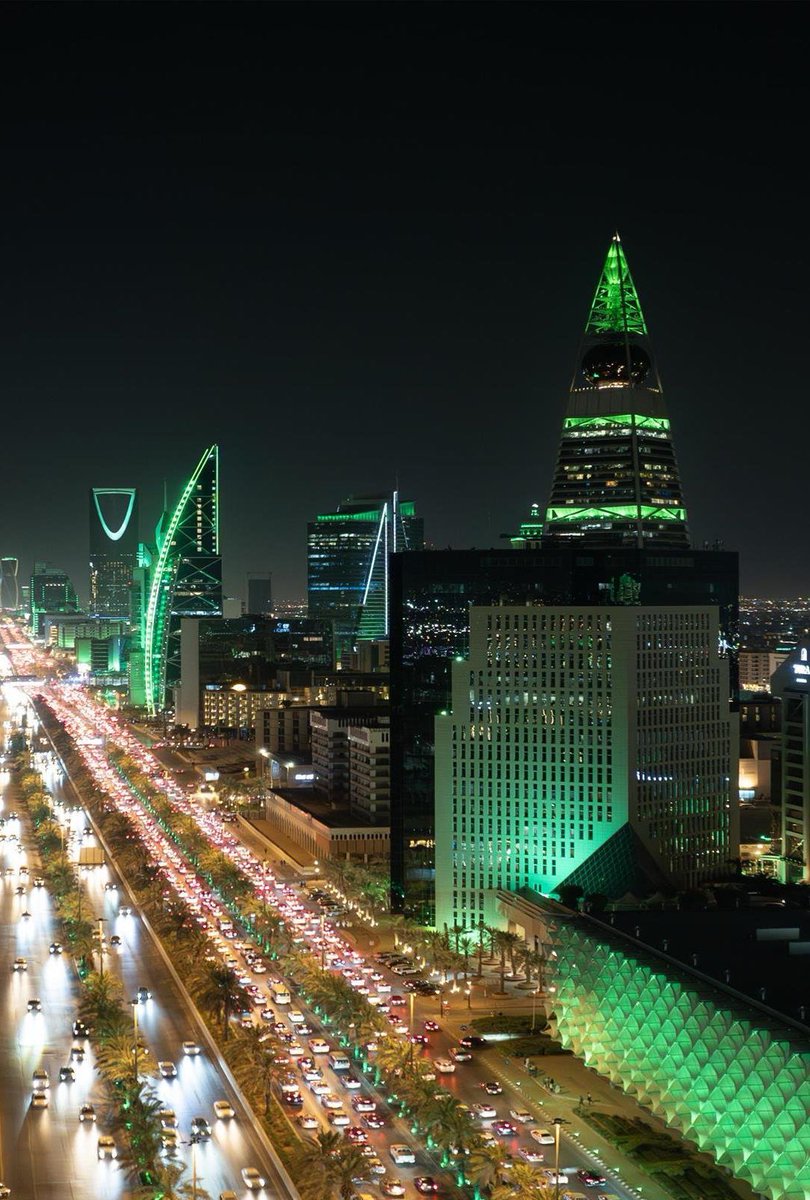 وزير البلديات يعلنها:

ندرة المعروض العقاري في العاصمة #الرياض هي "ندرة مصطنعة". 

-