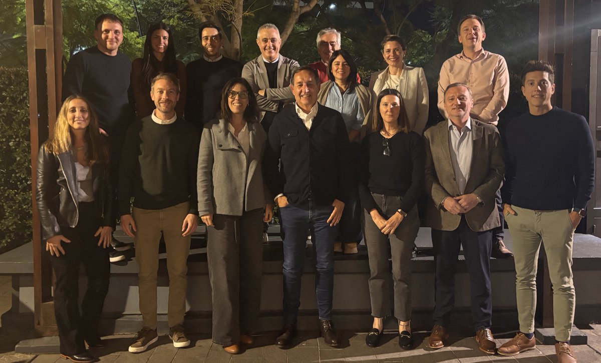 Argentina Global (@argglobal) on Twitter photo Un nuevo encuentro de equipo para compartir miradas a futuro y seguir fortaleciendo nuestro trabajo por una Argentina integrada al mundo y con cultura estratégica. Un nuevo encuentro de equipo para compartir miradas a futuro y seguir fortaleciendo nuestro trabajo por una Argentina integrada al mundo y con cultura estratégica.