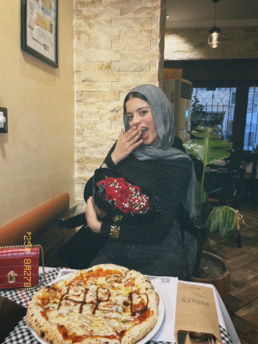 shahdwaliddd's tweet photo. 21 🍕 https://t.co/Z4MoGXCsgR