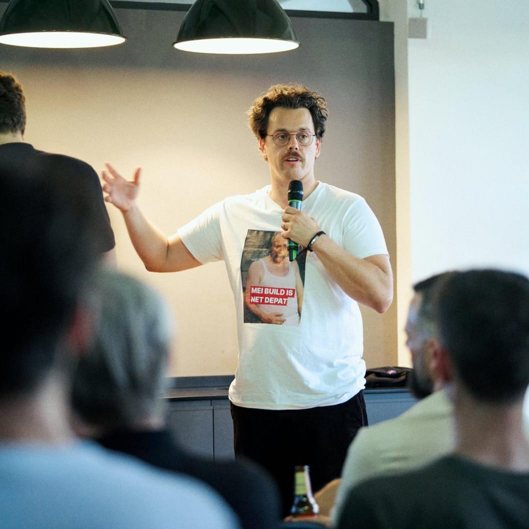 PROTOTYPE 🦾 tweet media