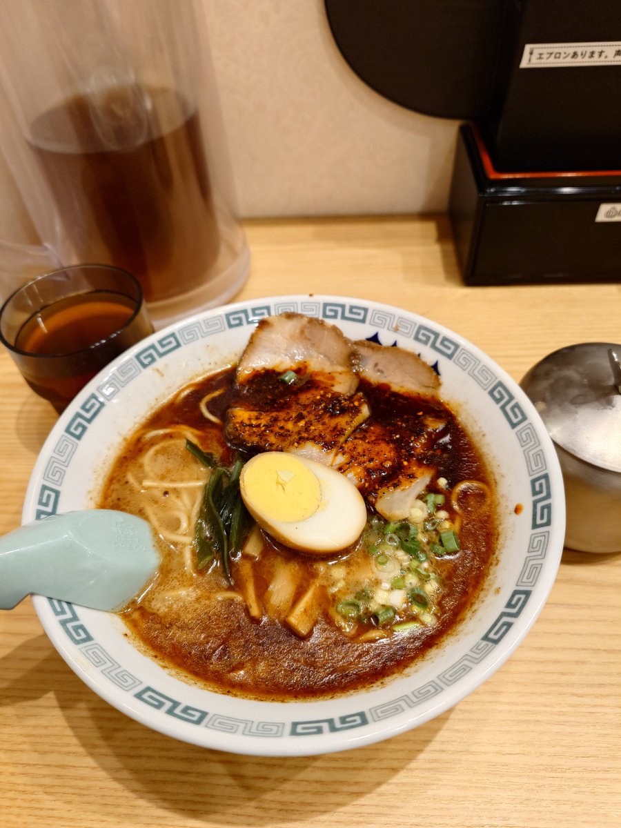 桂花ラーメン　御徒町店　
赤桂花ラーメン🍜🌶　🧄

おー😍
家系でも二郎系でもなくて
こういうのが食べたいって時
あると思います🥹