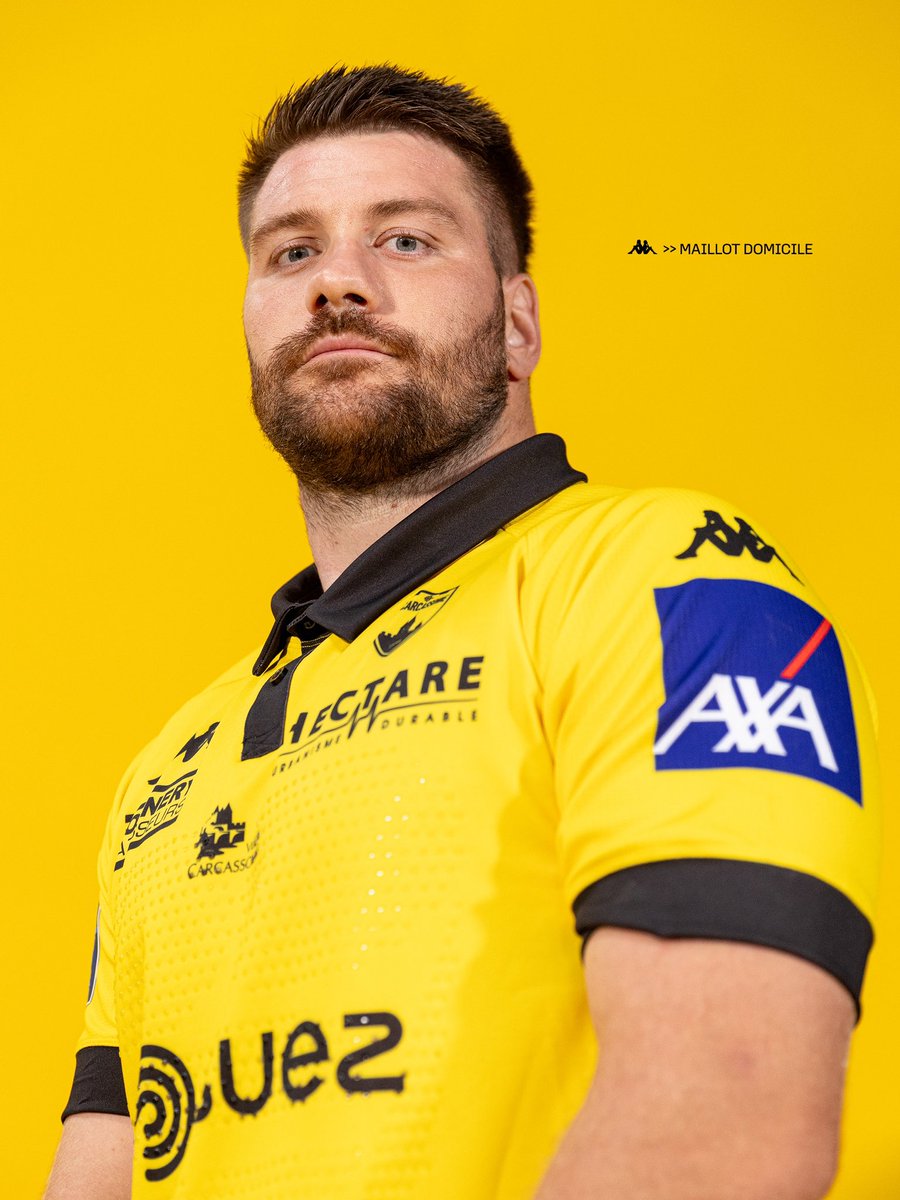 us_carcassonne's tweet photo. Parce que vous nous l’avez tellement demandé…

Parce que cette tunique nous a porté chance… 

Parcequ’on ne change pas une équipe qui gagne… 

Voici, notre maillot 𝐝𝐨𝐦𝐢𝐜𝐢𝐥𝐞 𝟐𝟎𝟐𝟓/𝟐𝟔, directement inspiré du titre de Champions de @NationaleRugby.

@KappaFrance https://t.co/oWgoo7AKQB