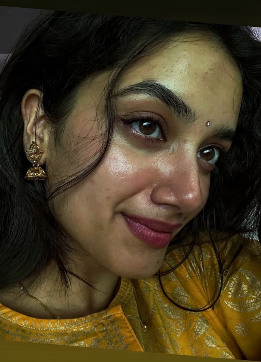 Bhagyashri borse 💛 recent snap 🫰 
#BhagyaShriBorse