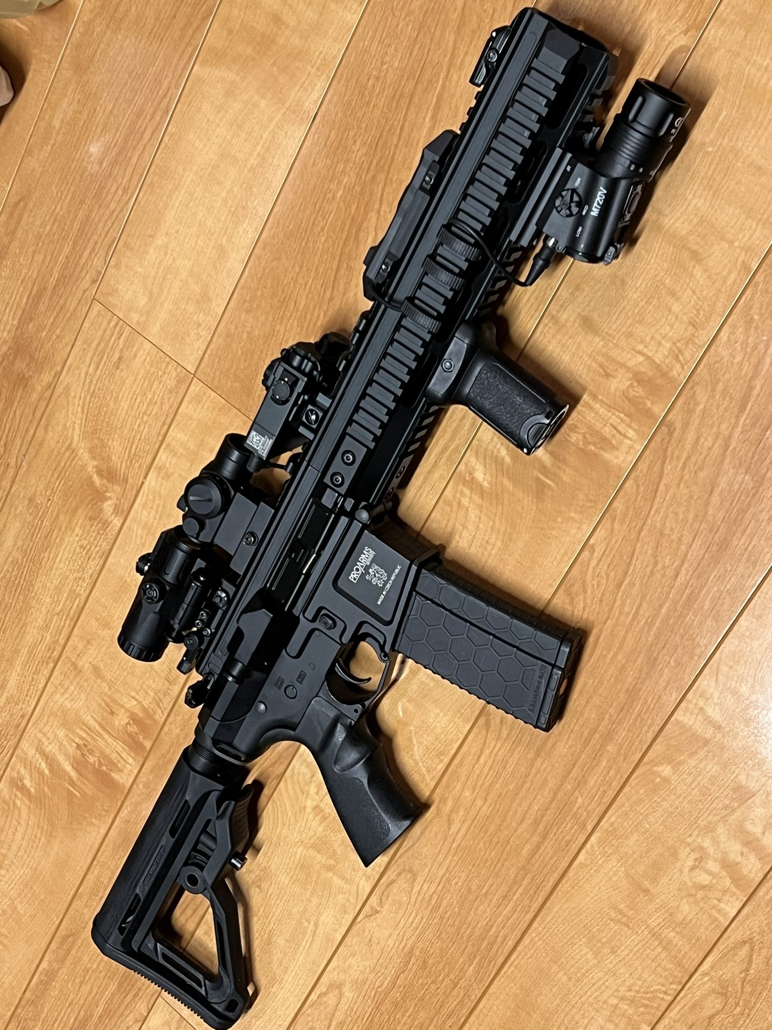 トイガン IKE 取り回しと実射性能を備えたサバゲウェポン「ICSエアソフト