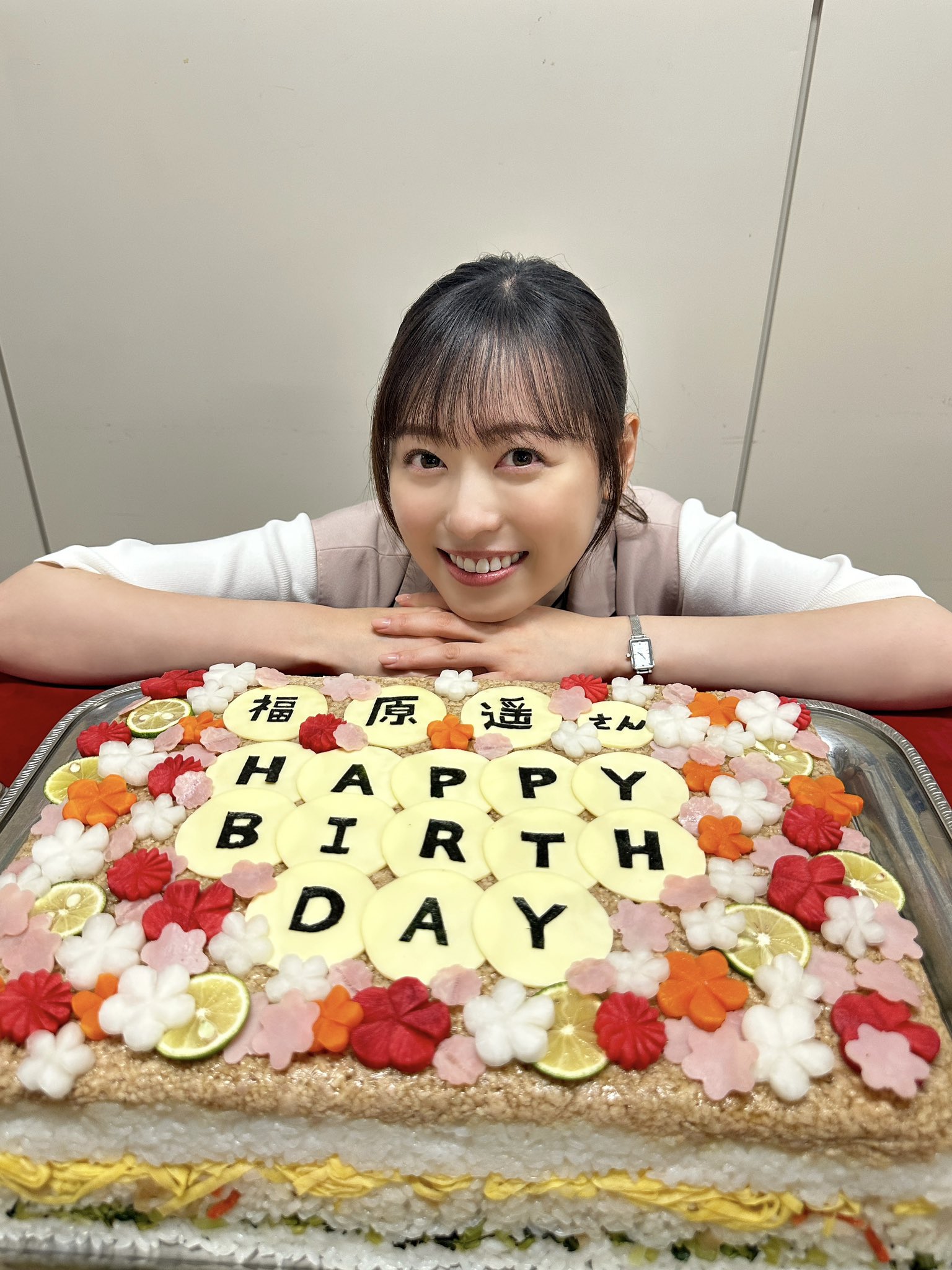 【大型配送タイプ】福原遥さん掲載ページSET（ポスターサイズ）数量限定セット Amazon.co.jp: 福原遥 ポスター : おもちゃ