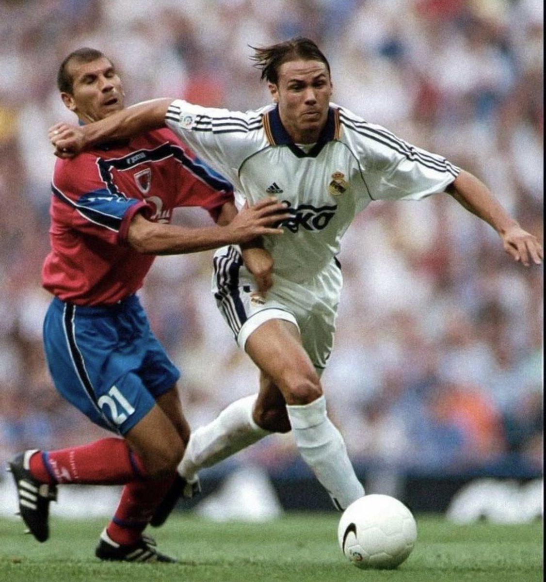 La pelota siempre al 5, que poderío 💪🏼🛡️