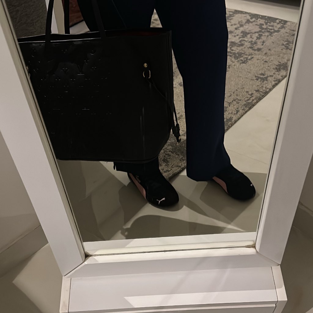 iloaun's tweet image. We’re back PNU🌟