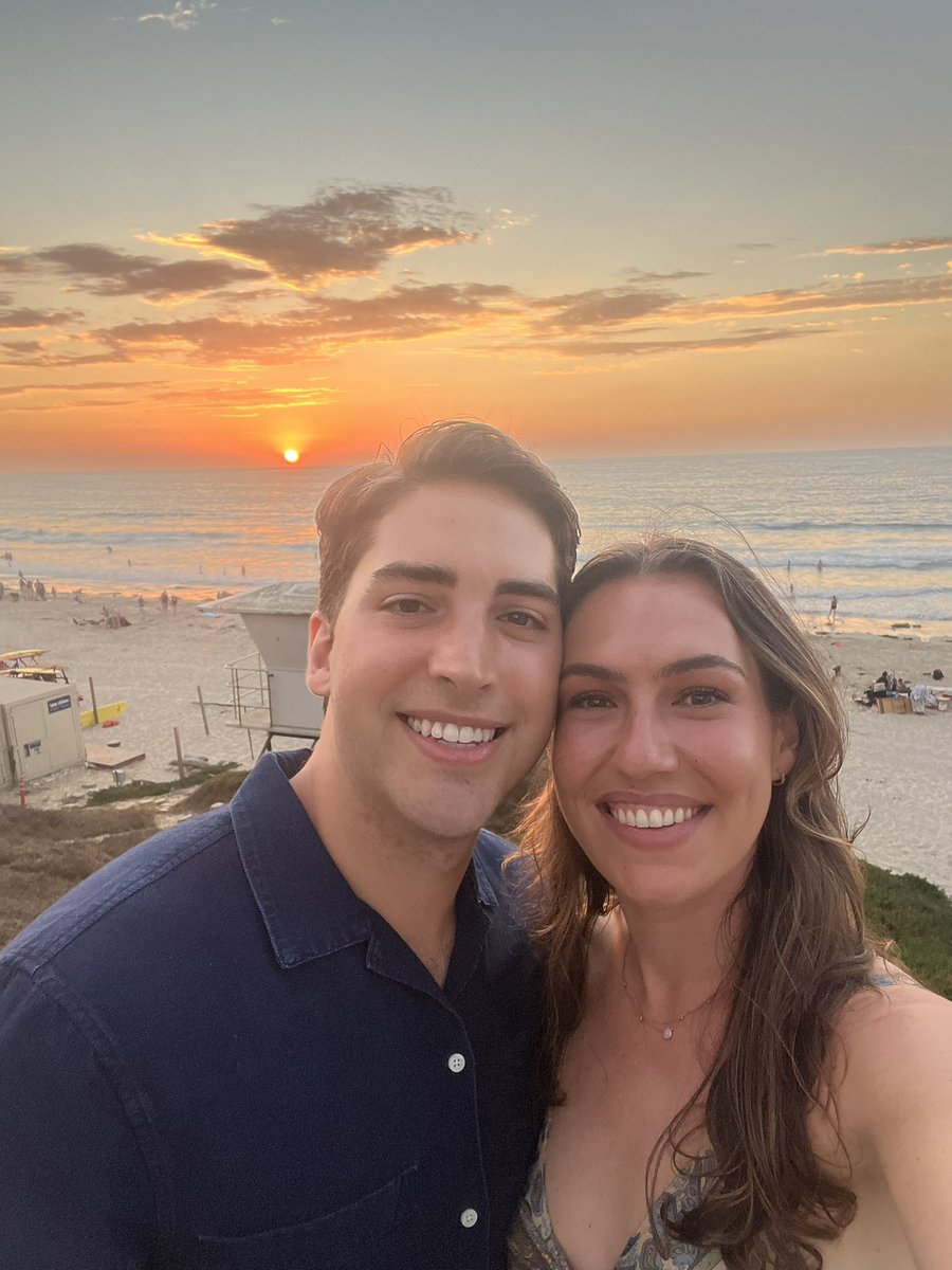 kkochhei's tweet image. Happy birthday to my girl!  Love you!!