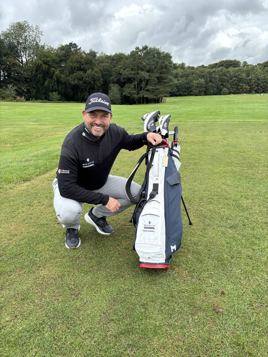 Thanks minimal golf for the perfect golf bar for me, no zips at all, problem of leaving pockets open gone forever. Love the fact it uses recycled fishing nets too, take a look at the range below 👏👏⛳️.                            online.fliphtml5.com/krepw/xtpr/#p=1