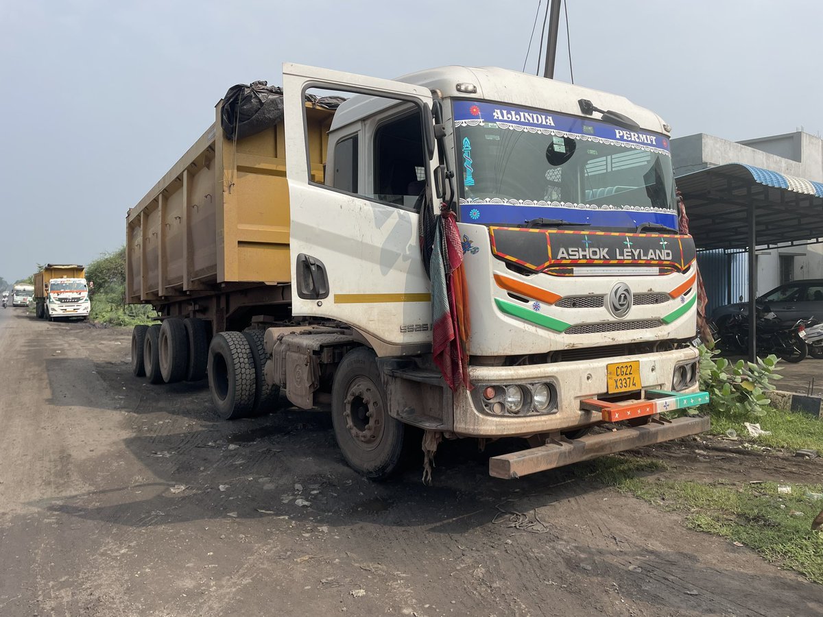 ali__equipments's tweet photo. #Ashok #leyland 5525
Model 2023
4 unit available 
Ali Equipments
9960996040
9960996008 https://t.co/GeW2aa61Uv