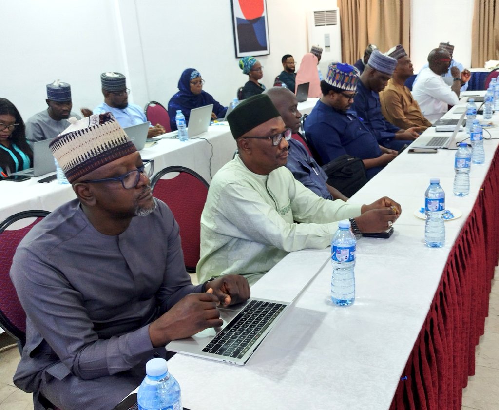 KadunaMOH's tweet image. Kaduna State Ministry of Health Hosts Strategic Meeting on 2025 Annual Operational Plan (AOP)

The Kaduna State Ministry of Health has once again demonstrated its commitment to strengthening health systems through effective planning and coordination.

Speaking on behalf of the…