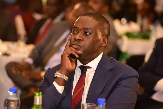 georgediano's tweet photo. Allegedly, Johnson Koskei Sakaja was defrauded of Ksh. 750 million while attempting to buy a home in California using proceeds from his corrupt dealings. https://t.co/63W1w9IxL2