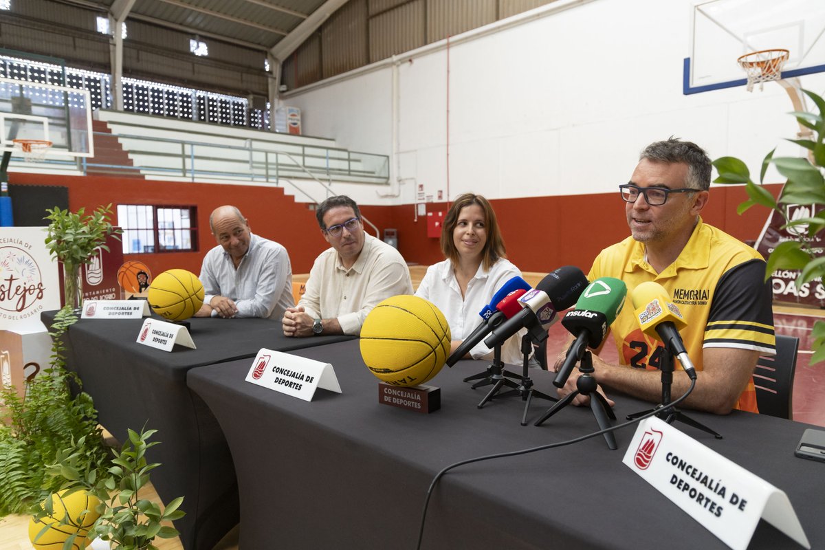 PuertoRosario's tweet photo. 📣 El Grupo de Recreación Deportiva MERACAS será el pregonero de las Fiestas del Rosario 2025.

ℹ Más información en https://t.co/K8GBpEmRj3

#puertodelrosario #fuerteventura #festejos #pregoneros #deportes #meracas https://t.co/pkeCvKBqJW