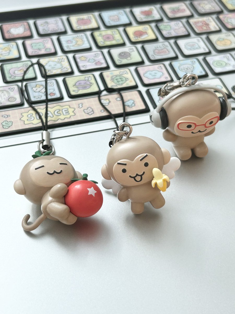 dekhobokho's tweet photo. 원숭이 피규어 키링 🐒
나중에 판매하면 구매하실 분들 계시려나요..🤔 https://t.co/UDeecThJu2