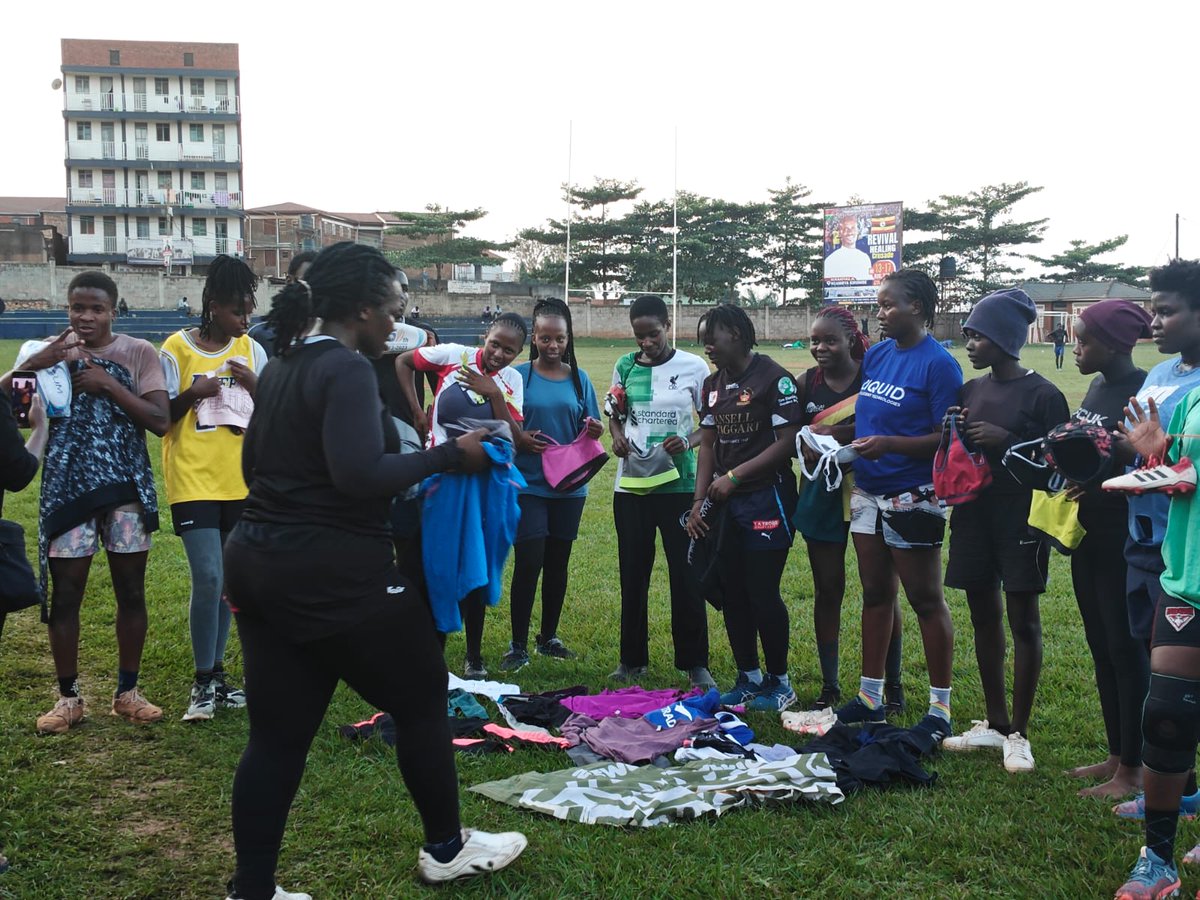 EweRugby's tweet image. 💪🏉 Thanks to @SembezaAfrica for supporting the players with sports undergarments, ensuring they play with comfort, confidence &amp;amp;. 
Together, we keep women in the game! #Empowering young girls &amp;amp; women in sports! @DBwaha @UgandaRugby
@rufc_rams @STGeorges_LUX