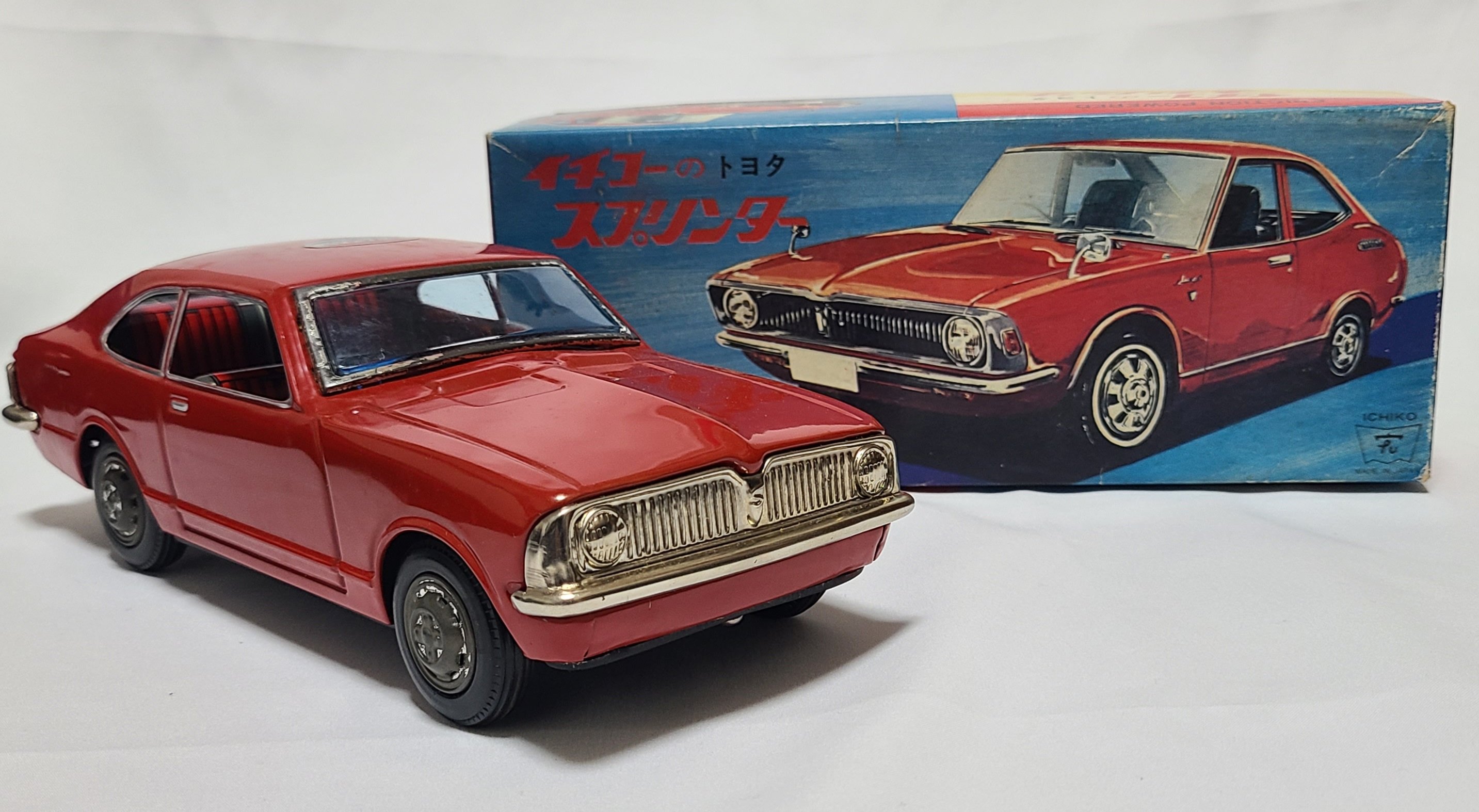 n*…様 トヨタ　2000GT　ブリキ玩具　イチコー　1970年代物　TOYOT n*…様 トヨタ 2000GT ブリキ玩具 イチコー 1970年代物 TOYOT