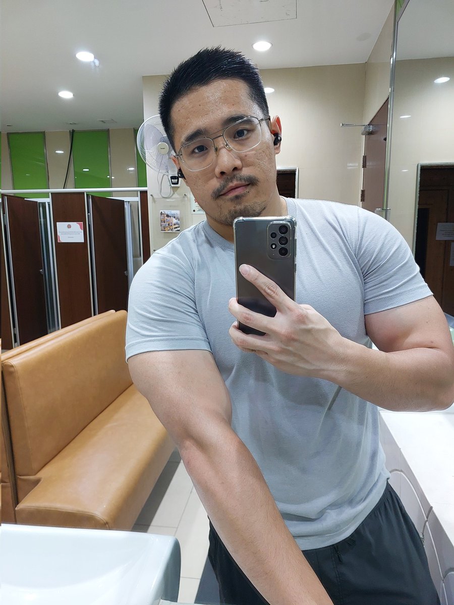 First day in 34s. Gimme hug?