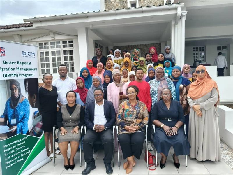 IOMTanzania's tweet photo. 26–28 August 2025 in #DarEsSalaam, 40 prospective labour migrants (38 females, 2 males) have come together for a 3-day Financial Literacy training.
#FinancialLiteracy #LabourMigration #PreparedForWork https://t.co/Davs5jYMR0