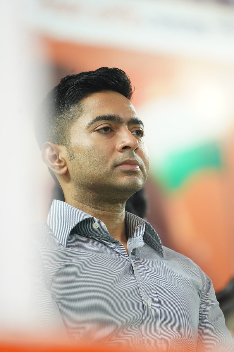 The arrival of Shri <a href="/abhishekaitc/">Abhishek Banerjee</a> at #TMCPFoundationDay electrified the atmosphere.

He's a leader who embodies the pulse of Bengal’s youth, and with him leading the charge, the resolve of tomorrow’s Bengal grows stronger.