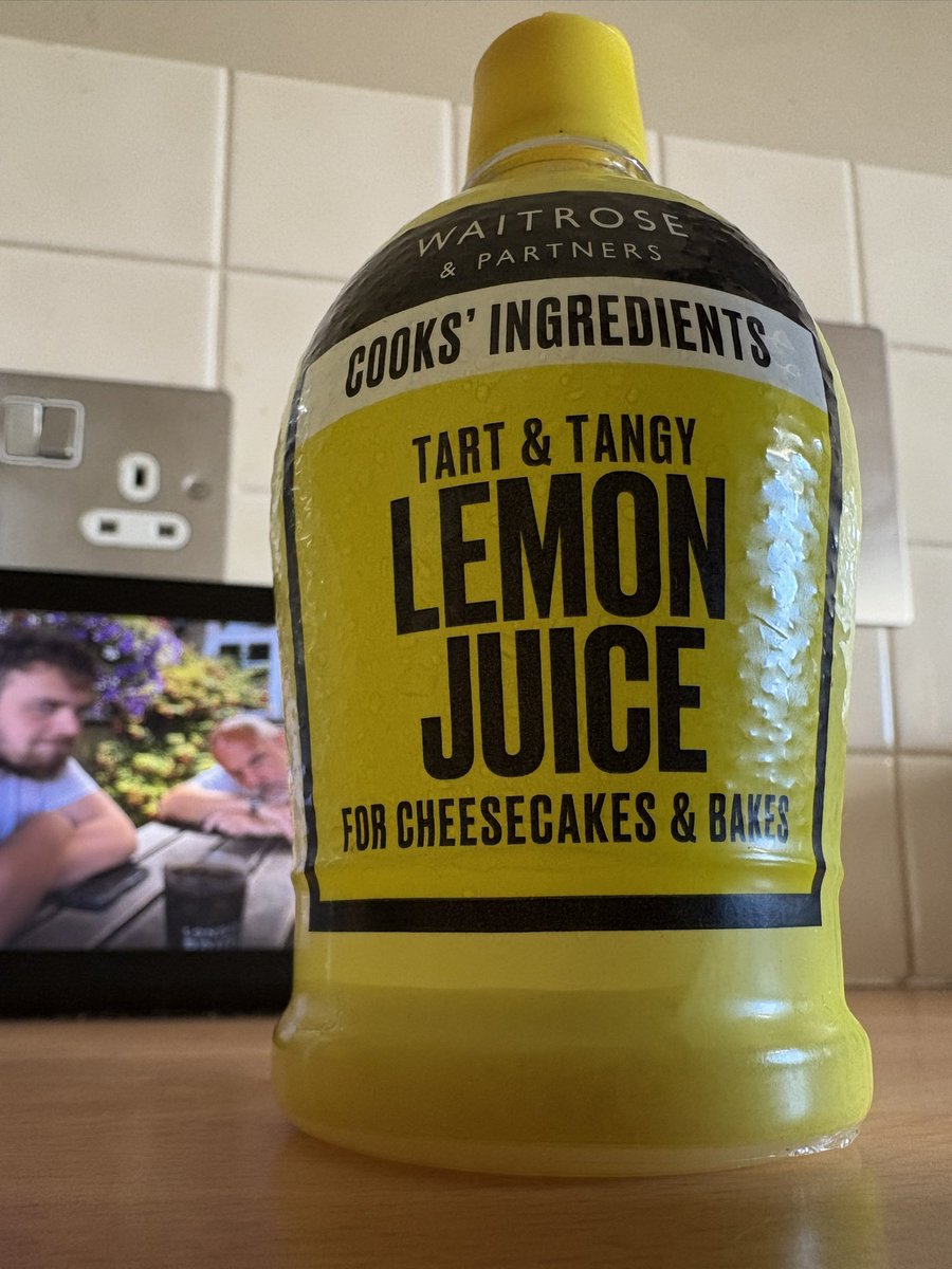 Tash โ๏ธ๐ฐ๐ฟ๏ธ๐ณ๐๐จ๐ธ (@ewok1973) on Twitter photo <a href="/DailyPicTheme2/">Daily Picture Theme</a> #DailyPictureTheme #Lemon
A distinct lack of lemon photoโs in my gallery so I just ransacked the kitchen! <a href="/DailyPicTheme2/">Daily Picture Theme</a> #DailyPictureTheme #Lemon
A distinct lack of lemon photoโs in my gallery so I just ransacked the kitchen!