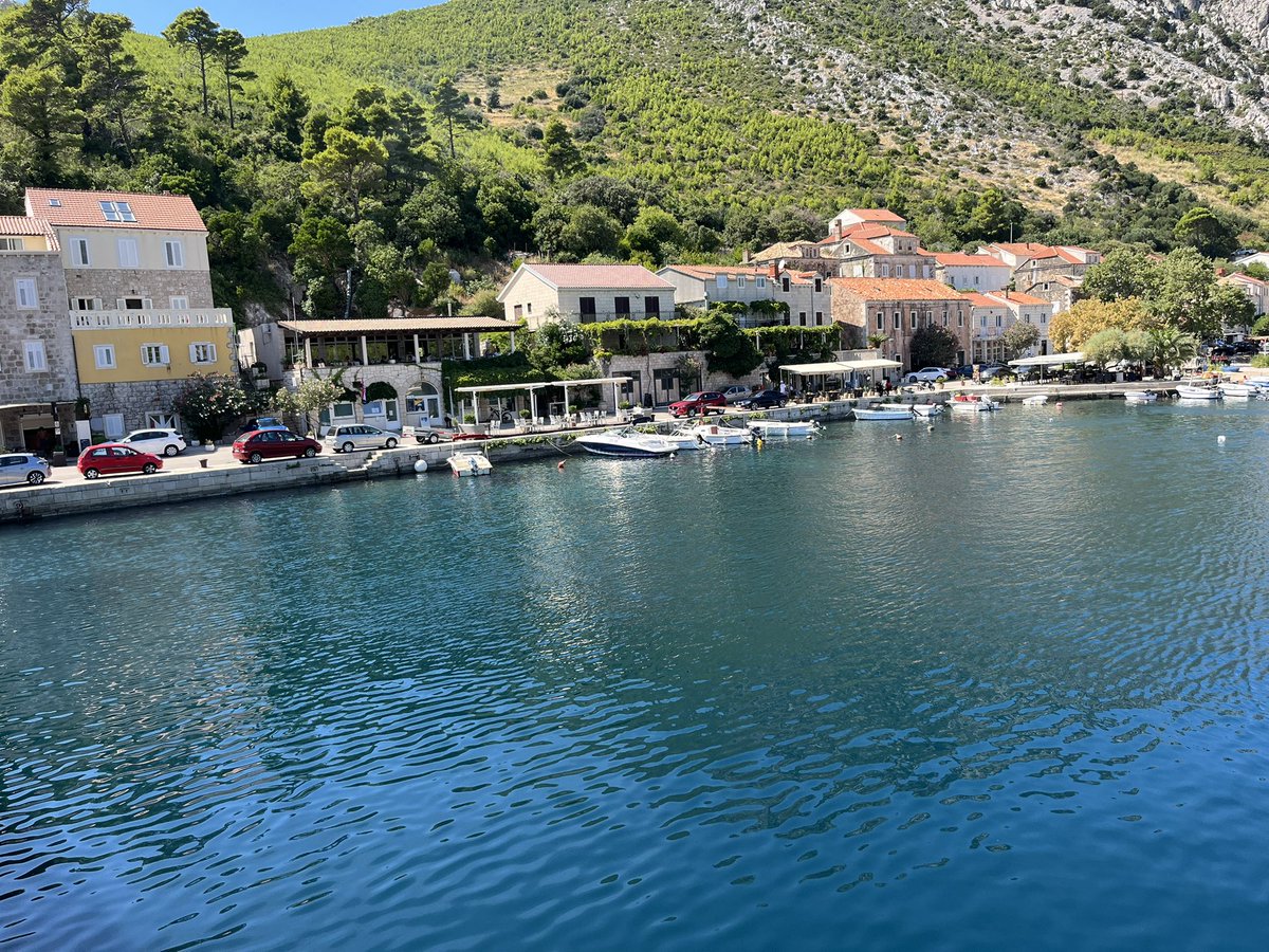 AzorcanGlobal's tweet image. CROATIA CRUISE 
After our daily swim stop in a secluded bay our yacht arrived at #Trstenik on #Croatia's #Pelješac Peninsula. It's a picturesque destination surrounded by pine forests, vineyards, &amp;amp; olive groves. The area is famous for its Dingač wines.
#azorcan #azorcantours