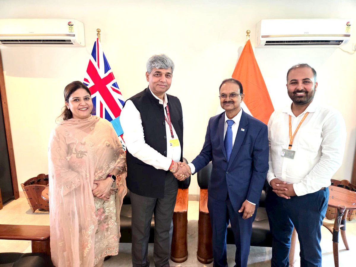 NIELITIndia's tweet photo. The MoU between #NIELIT &amp; Pacific Polytech, Fiji covers curriculum &amp; training material development, exchange of trainers, recognition of qualifications, access to virtual labs/academy, establishment of CoE by NIELIT &amp; degrees/diplomas for Fiji students. #IndiaFiji #SkillIndia https://t.co/duYJxxc6F5