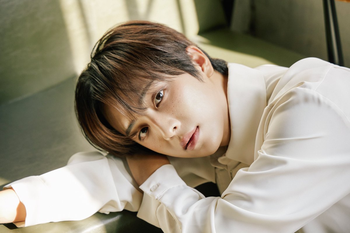 sihun_official's tweet photo. 𝑺𝒐 𝑰 𝒄𝒂𝒏 𝒇𝒍𝒚 𝒂𝒘𝒂𝒚

KIM SIHUN 3rd Single [0시 1초(0 Break)]

Concept Photo #2

Release on 2025.09.04 12PM(KST)

#김시훈 #KIMSIHUN #キムシフン
#0시_1초 #0_Break https://t.co/XDGRyUcSFD