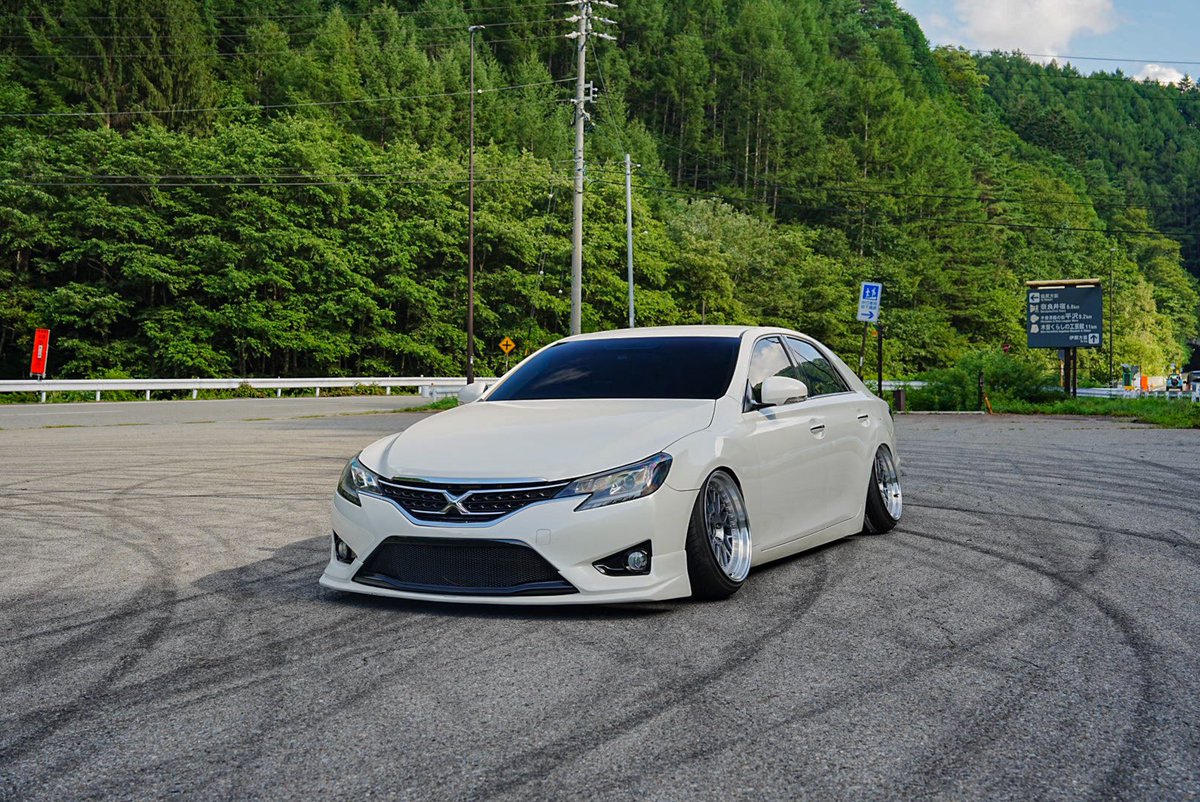 #とにかくマークXを貼ろう
久しぶりの投稿✋
顔面変えてナンバーレスやってました🤣