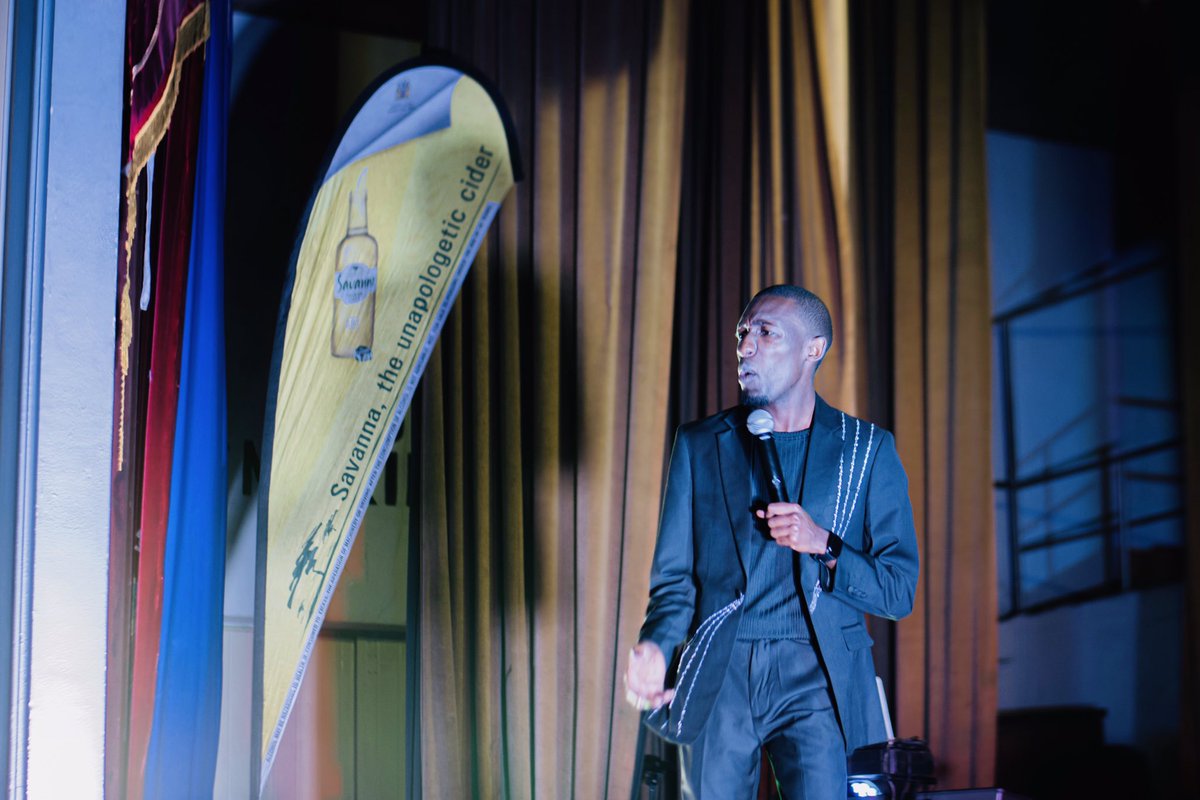 It’s no lie ! Comedy is the big deal ! 
<a href="/Umahlekisacom/">UMAHLEKISA Entertainment</a> cross boarder was lit 🔥 

Dressed by @signaturesuits