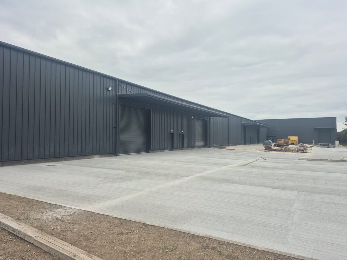 oconnorroofing tweet media