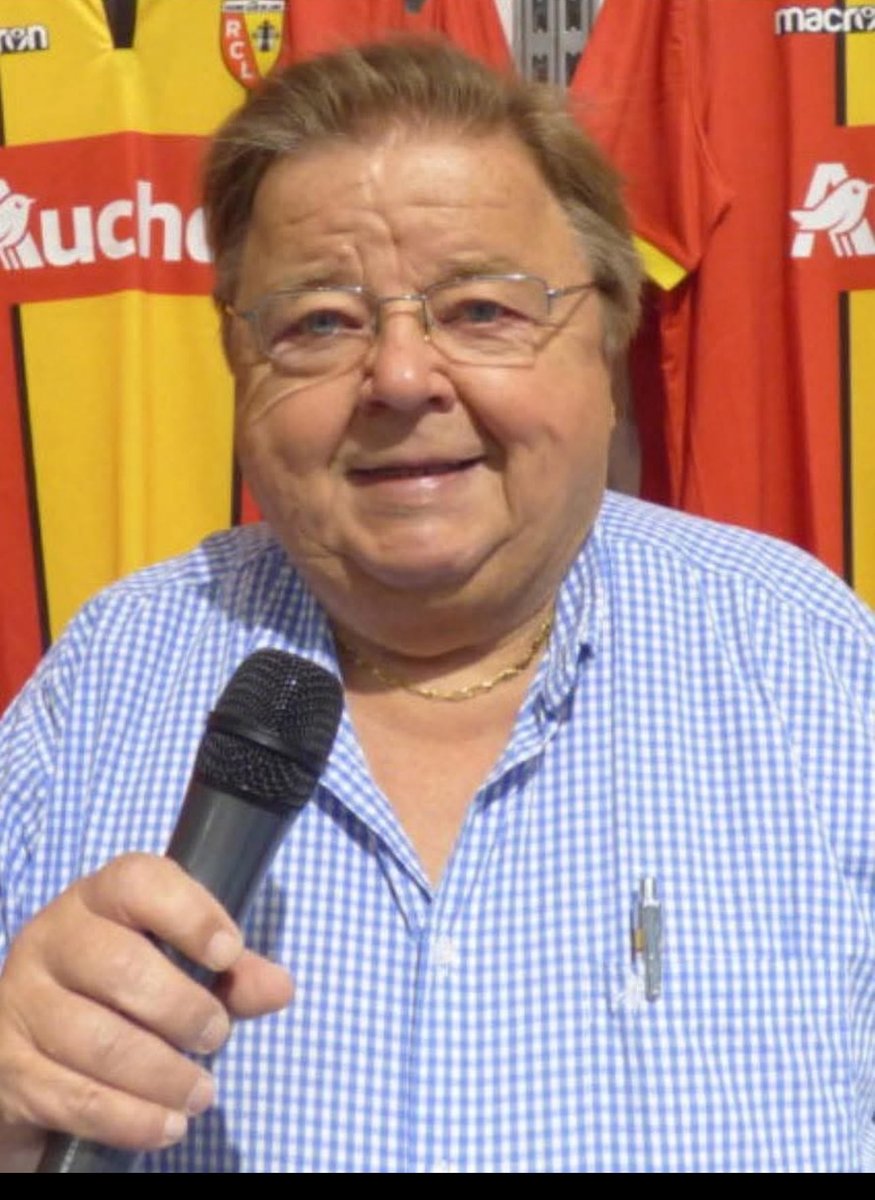 Centre D’adjovi Boco et but but ,Roger Boliiiiiiii. Ça résonne fort chez moi. Je suis content de t’avoir vu à l’hôpital de Lens. Forte pensée à toute ta famille, en particulier à ISA et tes 2 garçons à qui je transmets  mes sincères condoléances. Tu vas tous nous manquer.