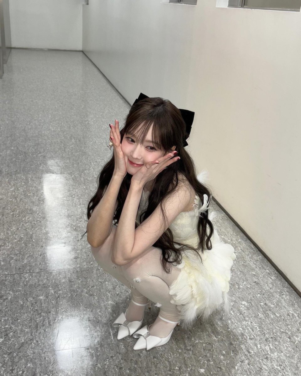 ハーフアップ黒リボンウィンターさん一生忘れん...