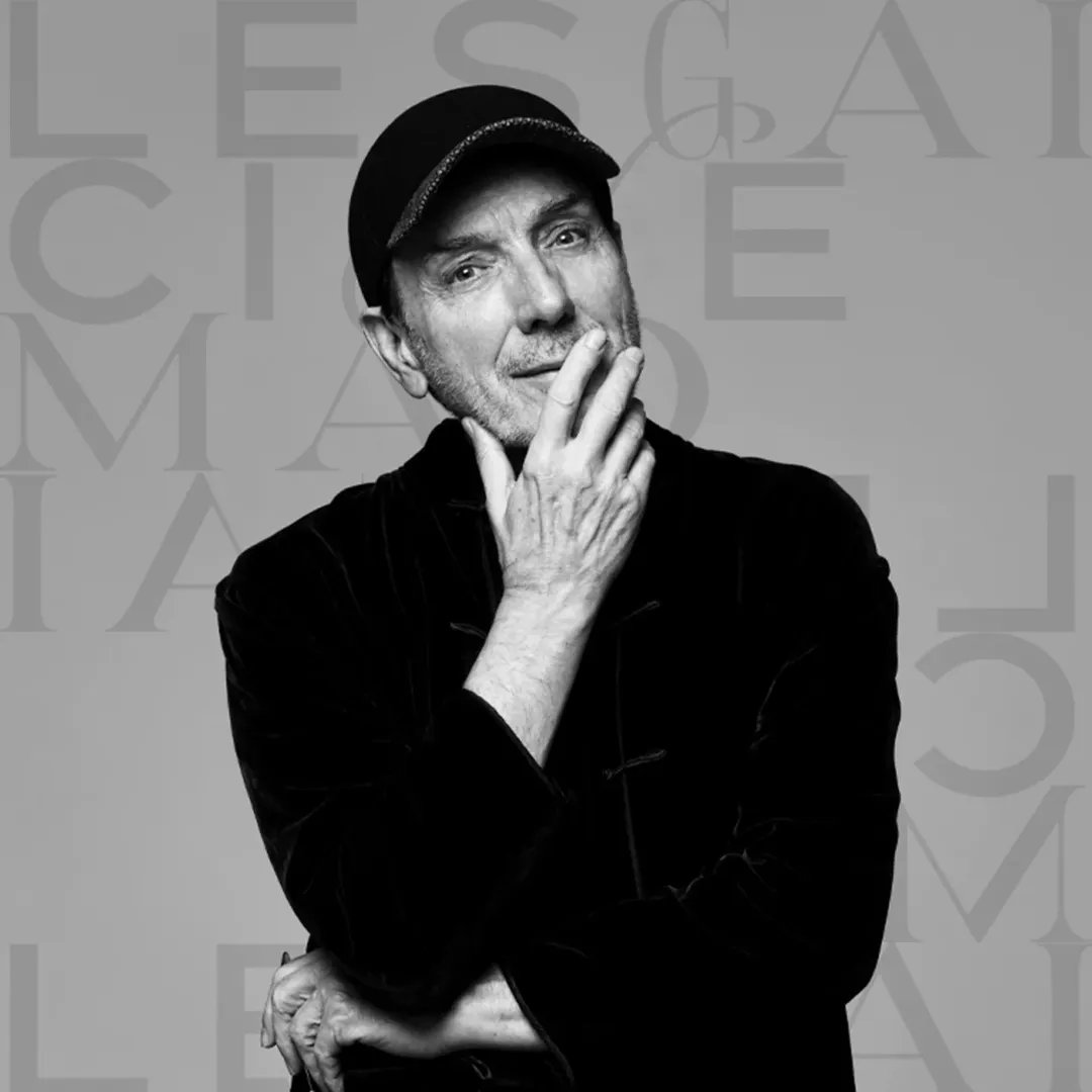 LesGaiCineMad (@lesgaicinemadff) on Twitter photo Fallece nuestro admirado y querido Eusebio Poncela, quién recibió el Premio de Honor del LesGaiCineMad en 2022 por su prolífica carrera como actor de cine, TV y teatro, por visibilizar personajes queer en la pantalla y por su discurso transgresor y políticamente incorrecto. Fallece nuestro admirado y querido Eusebio Poncela, quién recibió el Premio de Honor del LesGaiCineMad en 2022 por su prolífica carrera como actor de cine, TV y teatro, por visibilizar personajes queer en la pantalla y por su discurso transgresor y políticamente incorrecto.