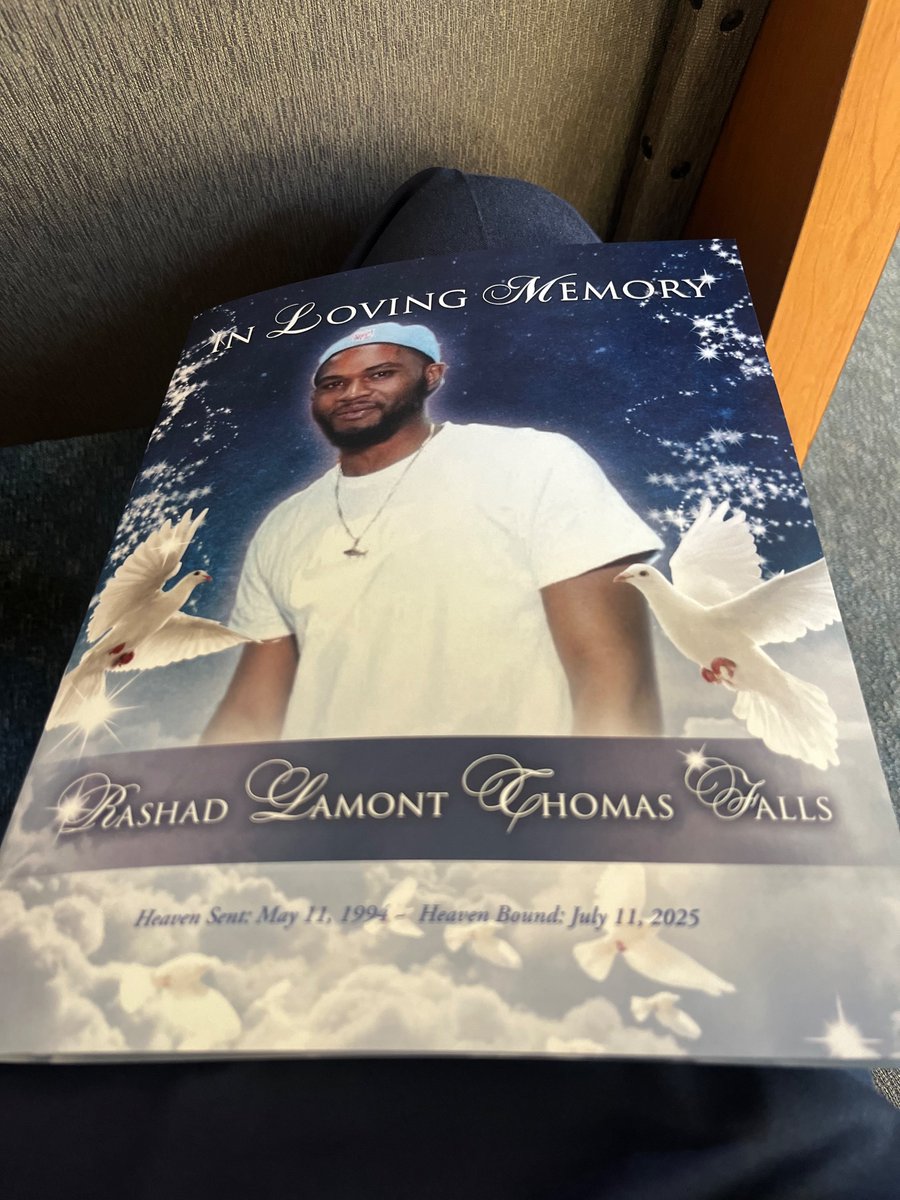 GreenNikeCortez's tweet image. Love you Eastside. 
#LLTC